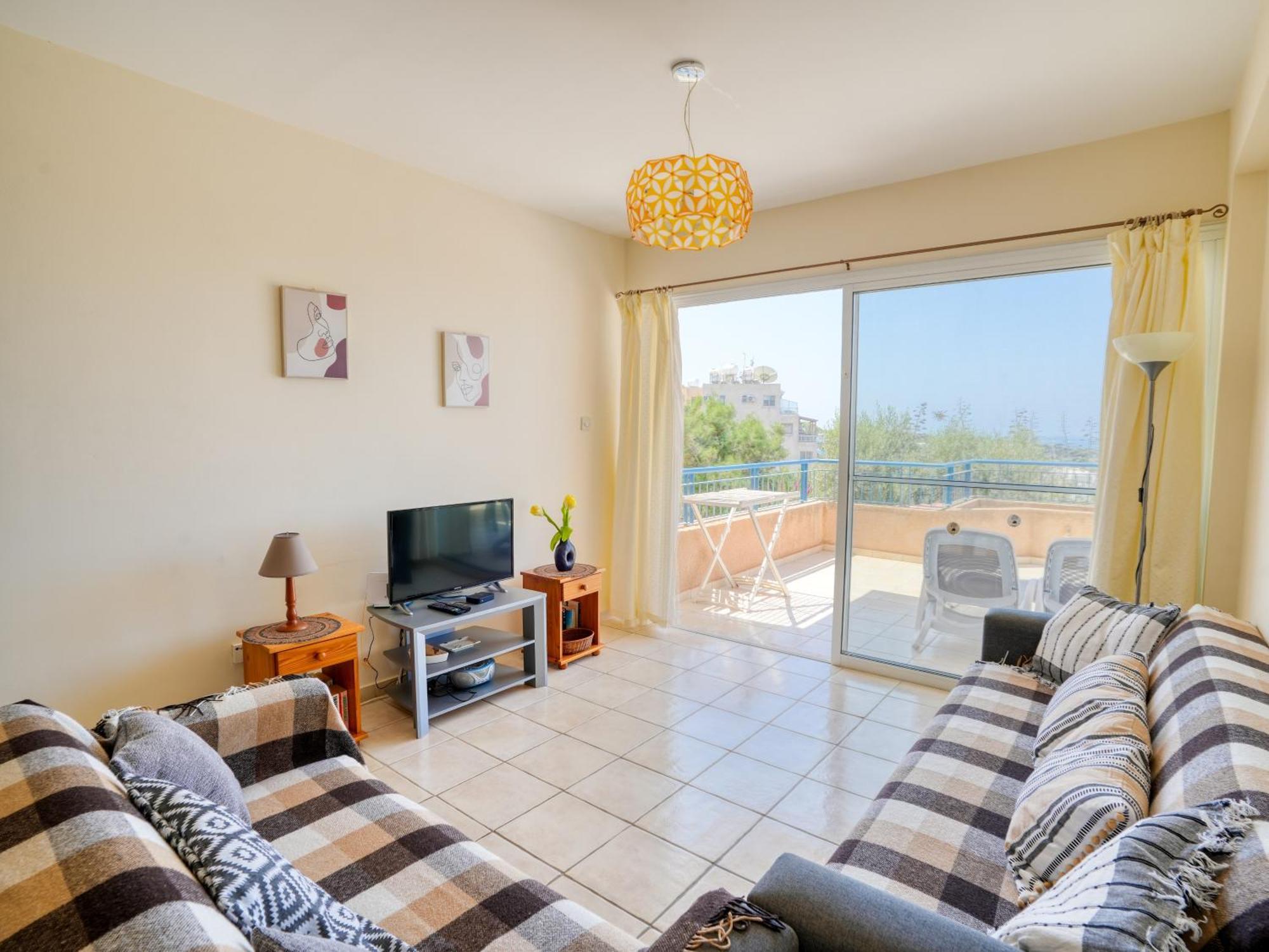 Resitour - Kings Palace Paphos Exterior photo
