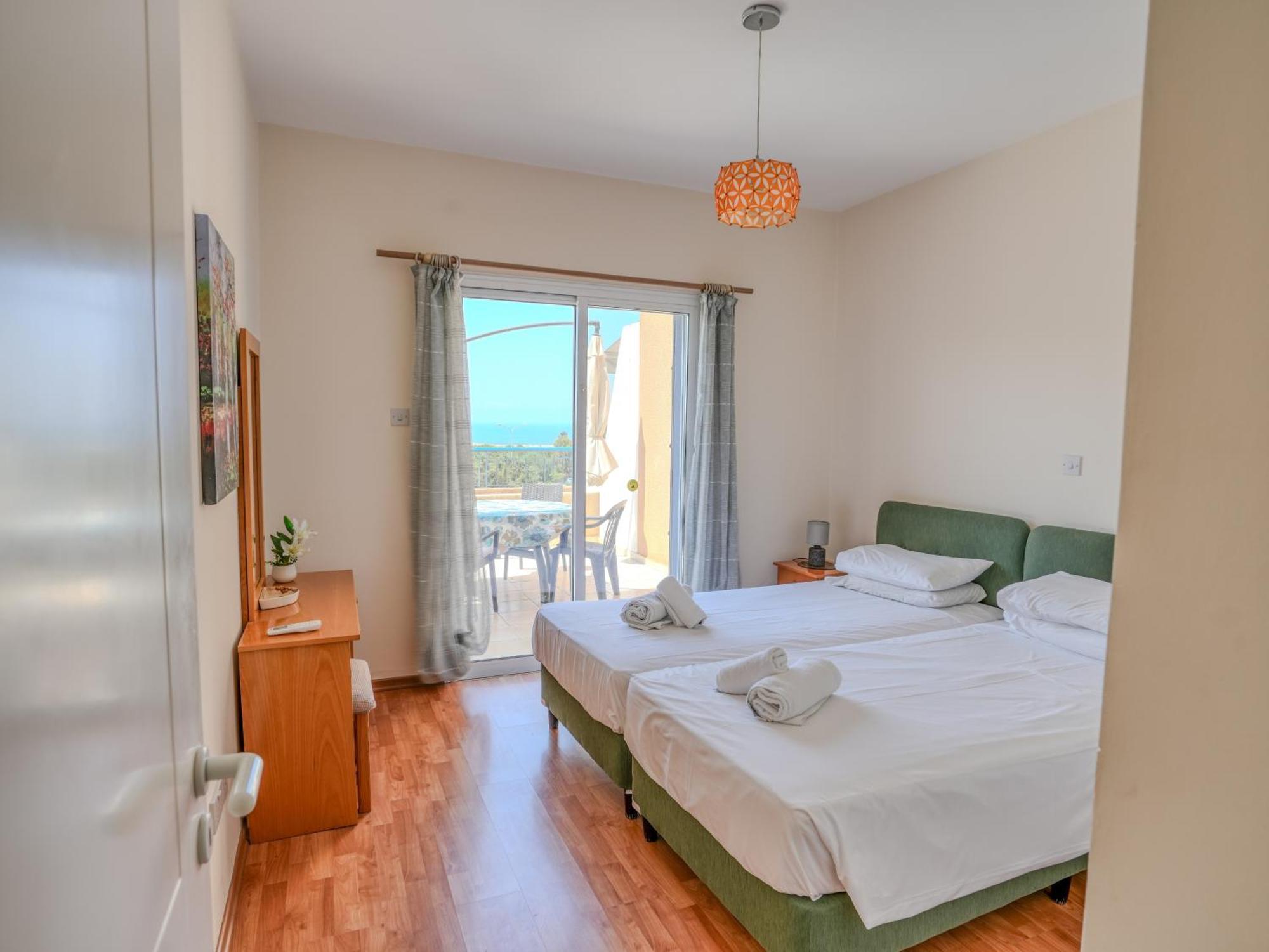 Resitour - Kings Palace Paphos Exterior photo
